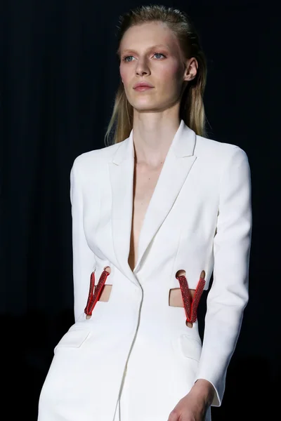 Look 69